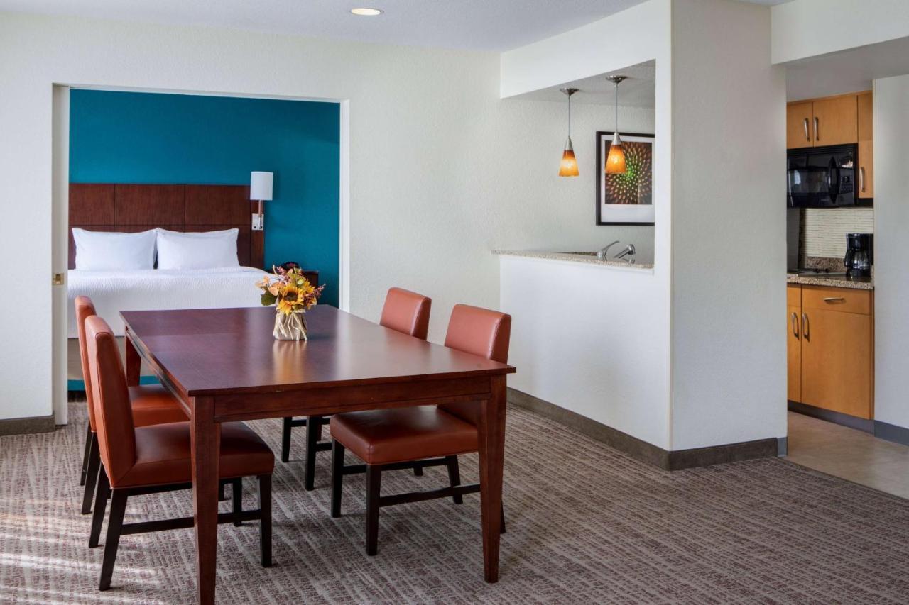 Sonesta Es Suites Dallas Medical Market Center Экстерьер фото