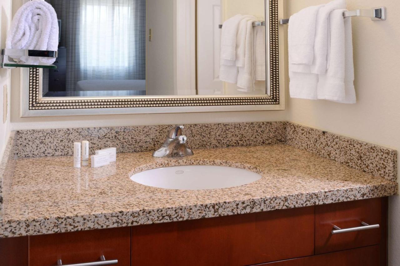 Sonesta Es Suites Dallas Medical Market Center Экстерьер фото